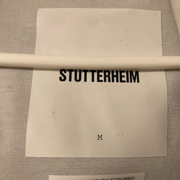 Stutterheim Moseback Raincoat Burgundy - Picture 4 of 5